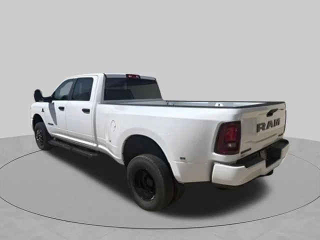 New 2026 Bright White Clear-Coat Exterior Paint RAM Big Horn image 5