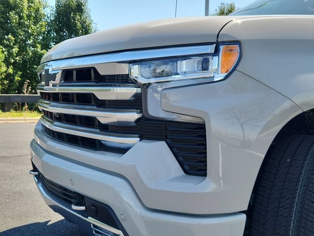 New 2026 White Sands Chevrolet High Country image 10
