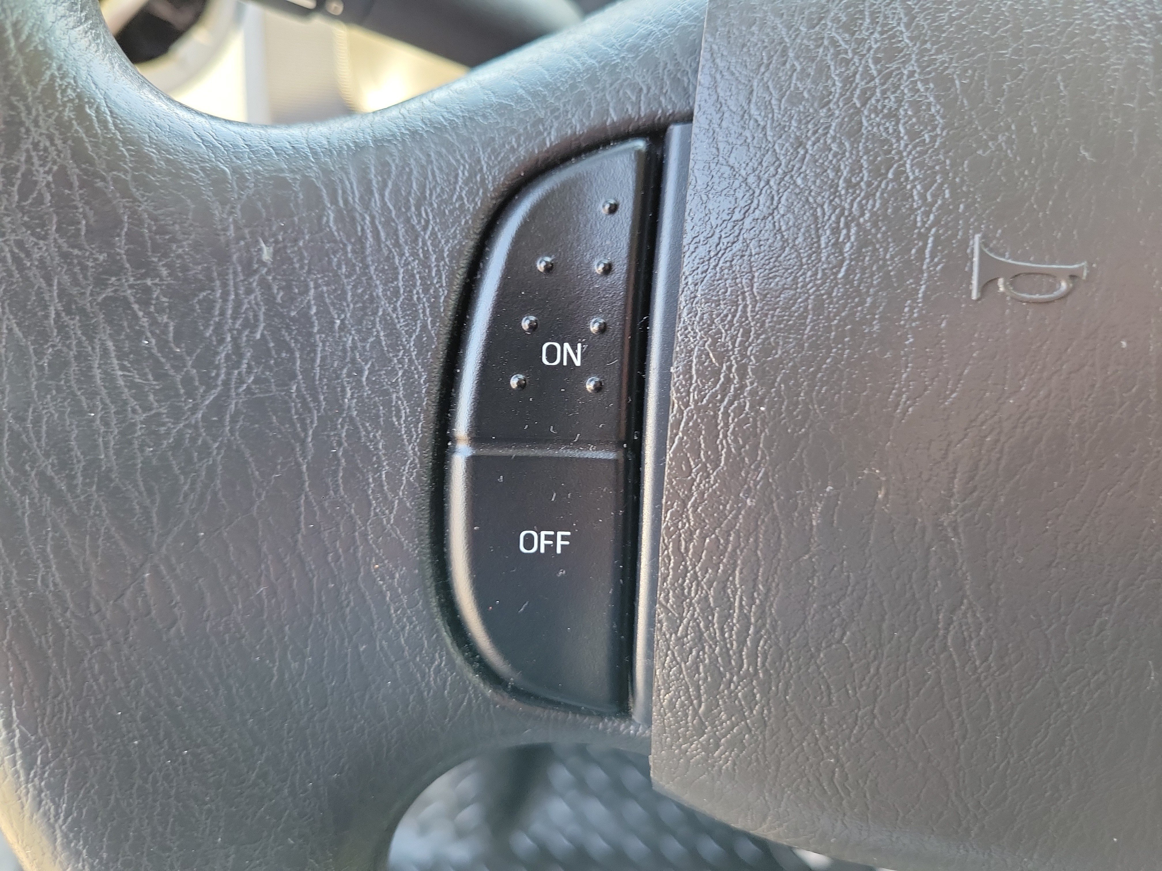 Used 2014  Ford XL image 20