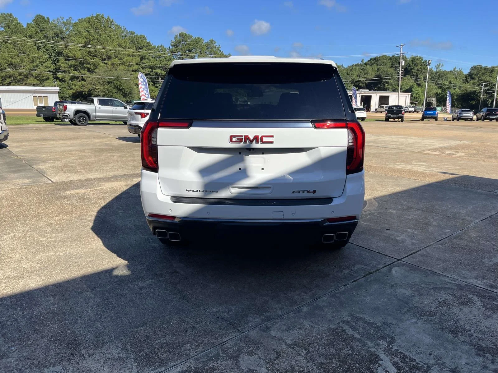 2026 GMC Yukon AT4 - Photo 6