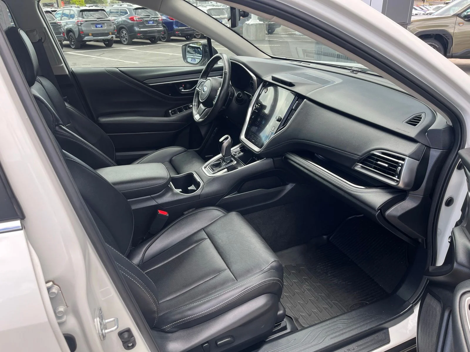 Used 2024 Crystal White Pearl Subaru Limited image 23