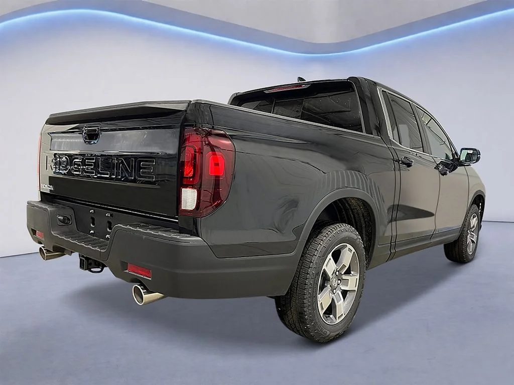 New 2026 Crystal Black Pearl Honda RTL image 5