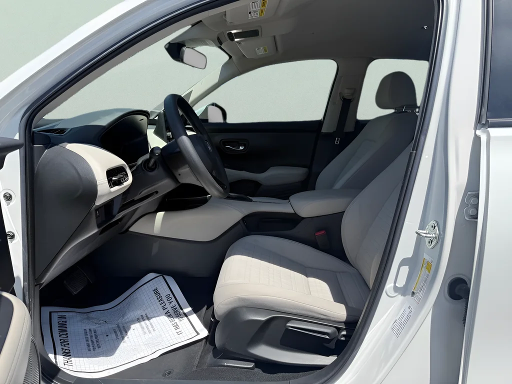 2025 Honda HR-V LX - Photo 9