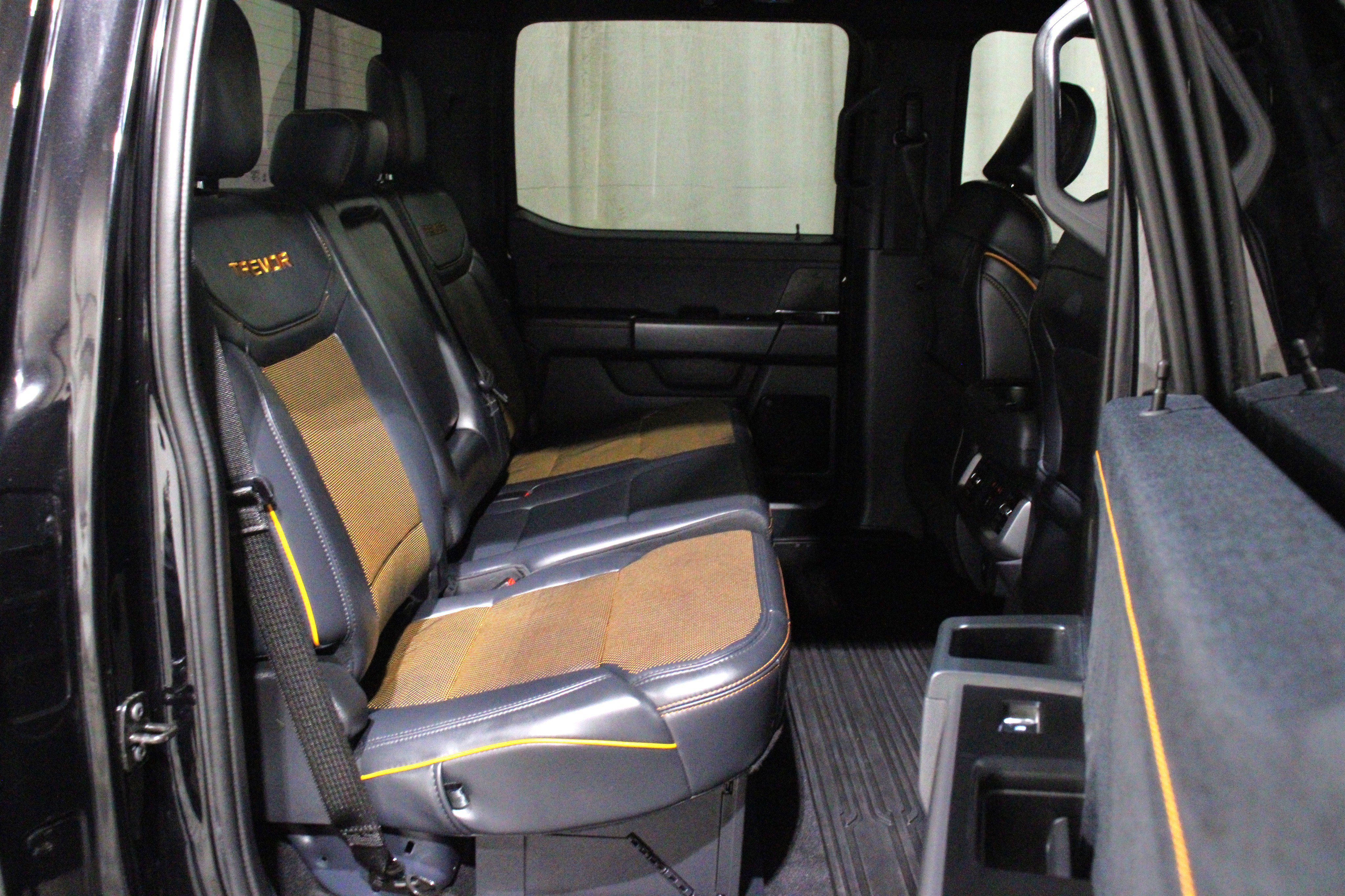 Used 2025 Agate Black Metallic Ford Tremor image 30