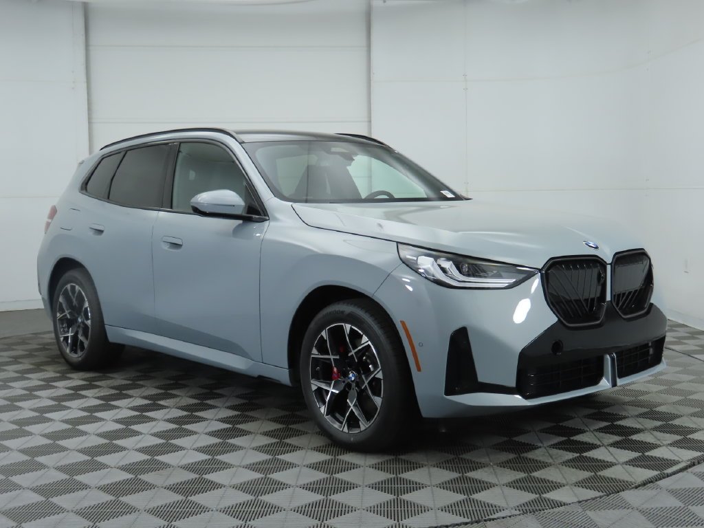 Used 2026 Gray Metallic BMW 30 xDrive image 3