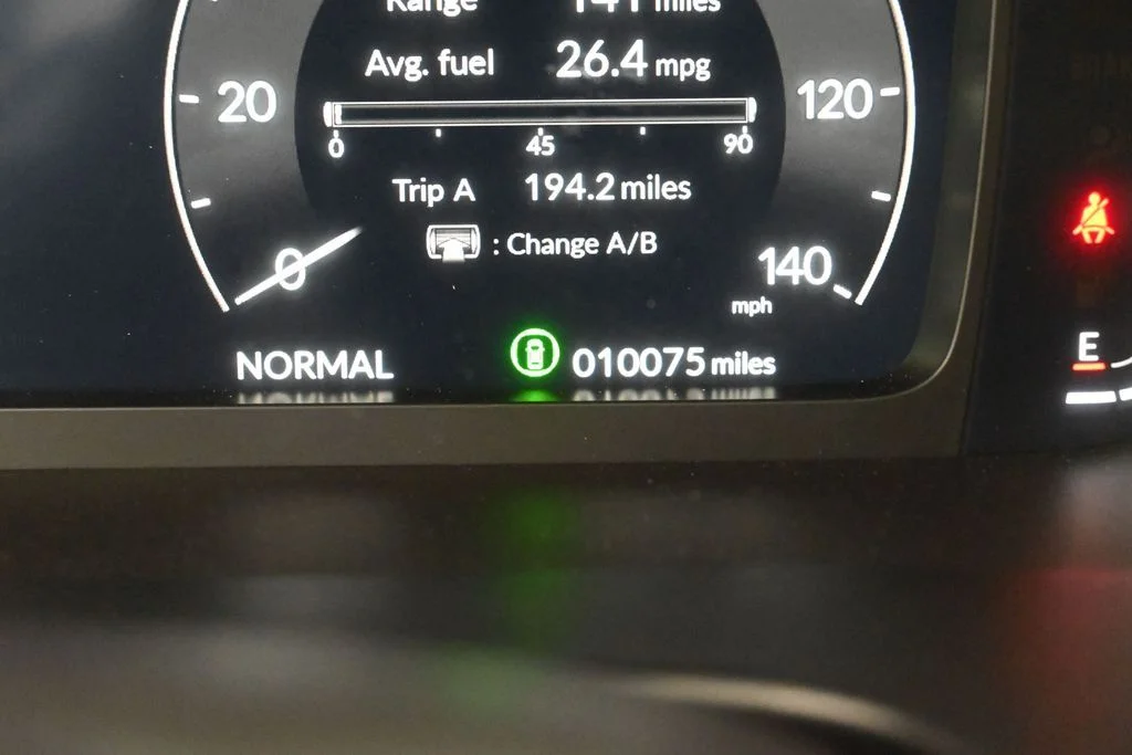Used 2026 White Honda EX-L image 28