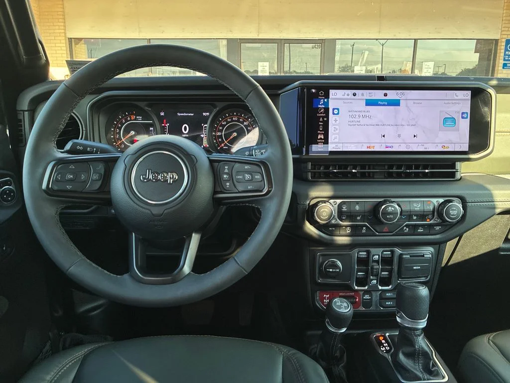 Used 2025 Black Jeep Mojave image 14