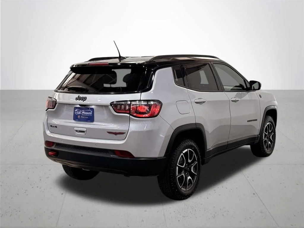 Used 2024 Silver Jeep Trailhawk image 10