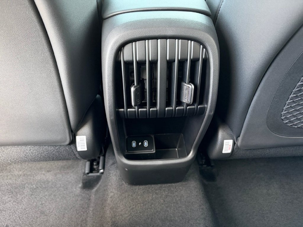 New 2027 Atlas White Hyundai SEL Premium image 8