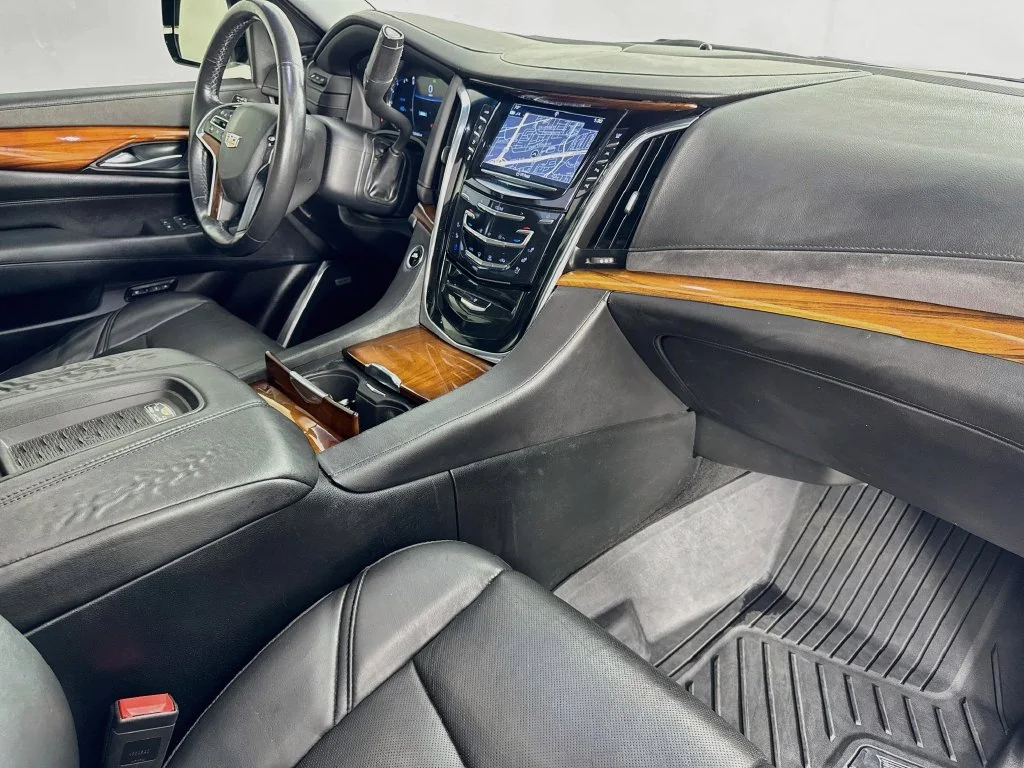 Used 2017 Blue Cadillac Premium image 40