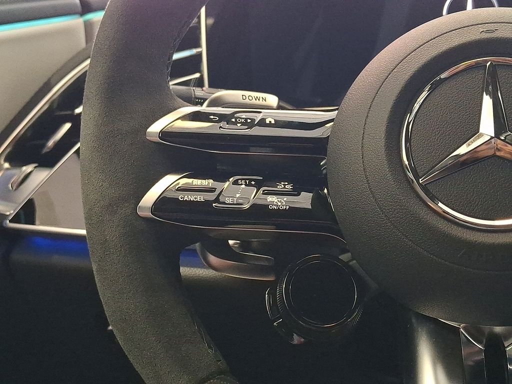 New 2026 MANUFAKTUR Alpine Grey Mercedes-Benz E 53 AMG® image 17