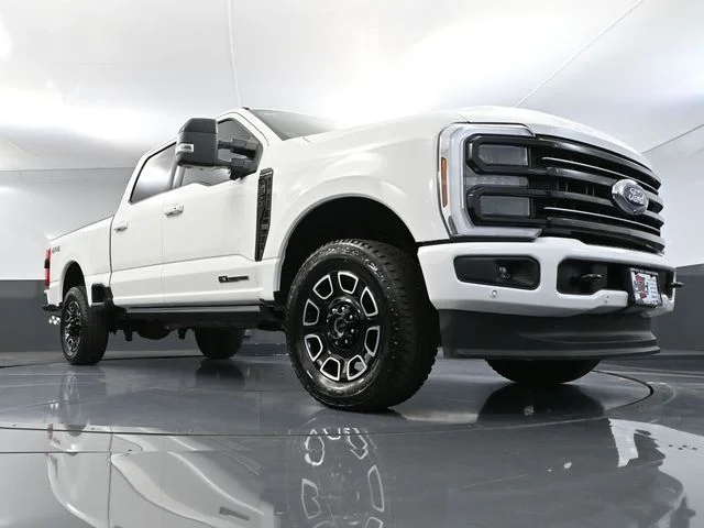 2025 Ford F-250 Super Duty Platinum - Photo 58