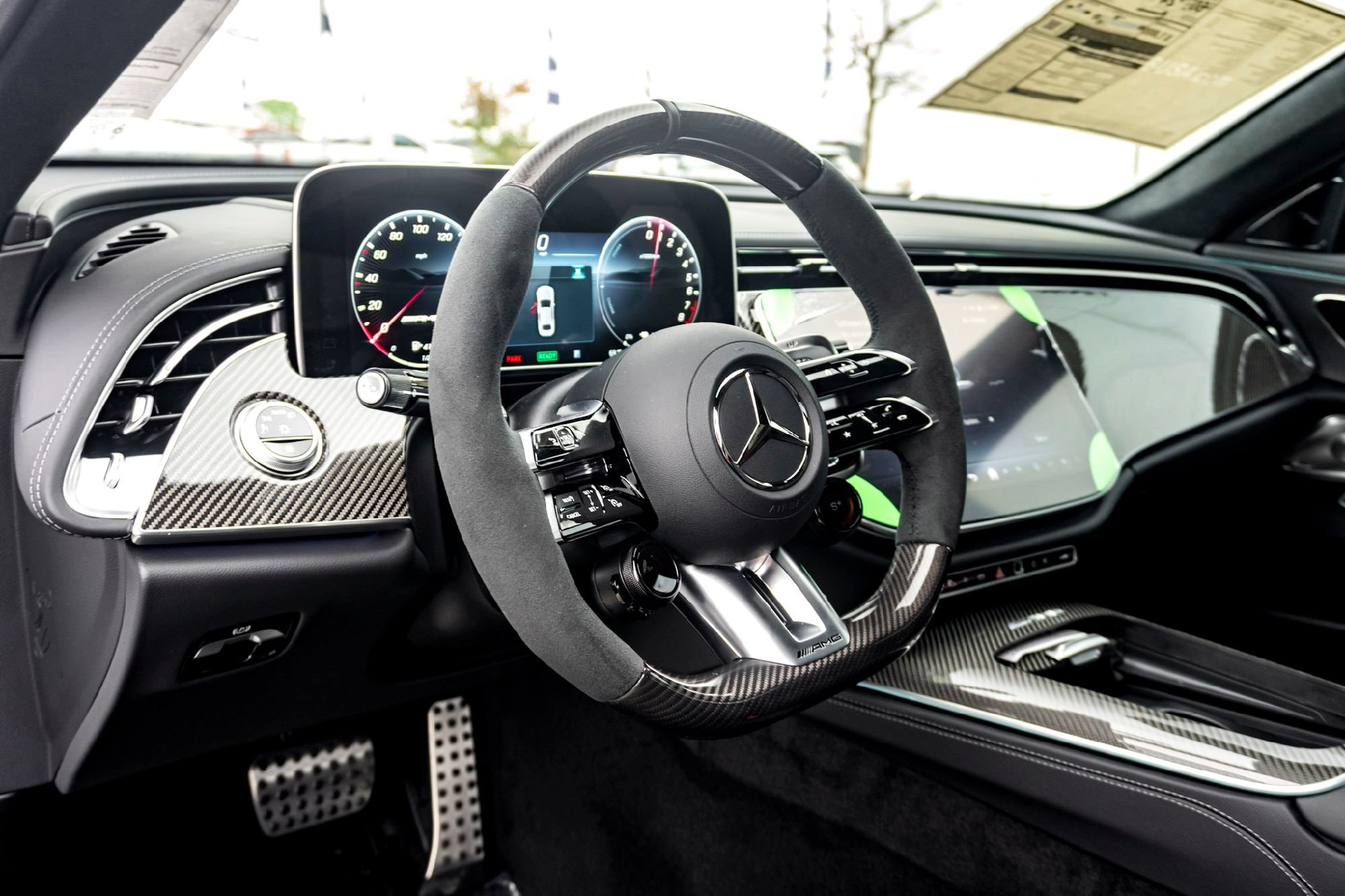 New 2026 MANUFAKTUR Moonlight White Metallic Mercedes-Benz AMG® E 53 E 4MATIC+ Sedan image 35