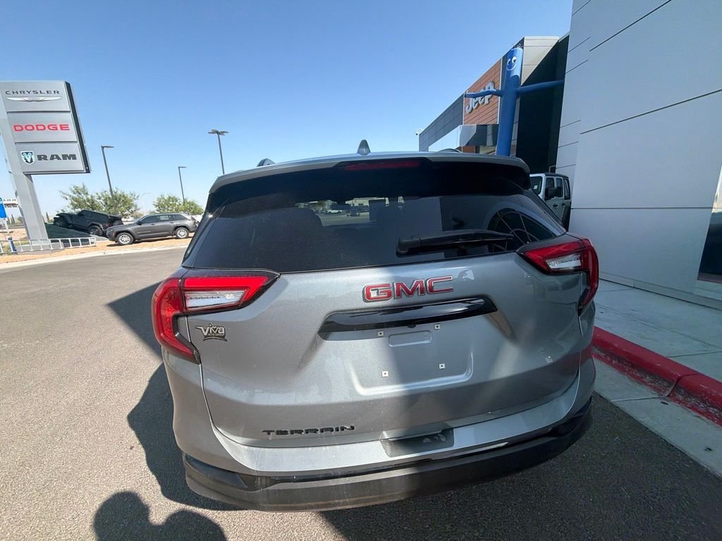 Used 2023 Silver GMC SLE image 14