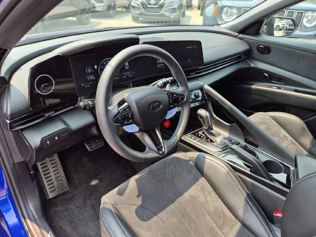 Used 2024 Blue Hyundai Base image 18