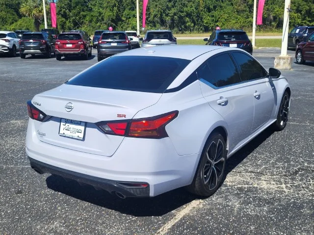 Used 2024 Gray Nissan 2.5 SR image 2