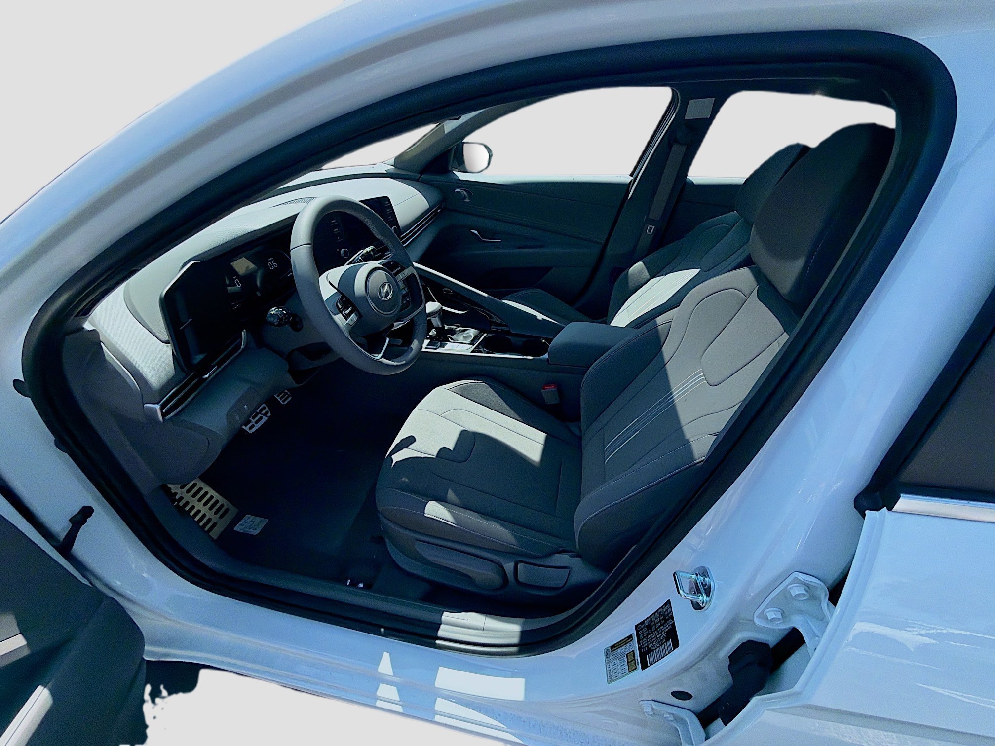2026 Hyundai Elantra SEL - Photo 38