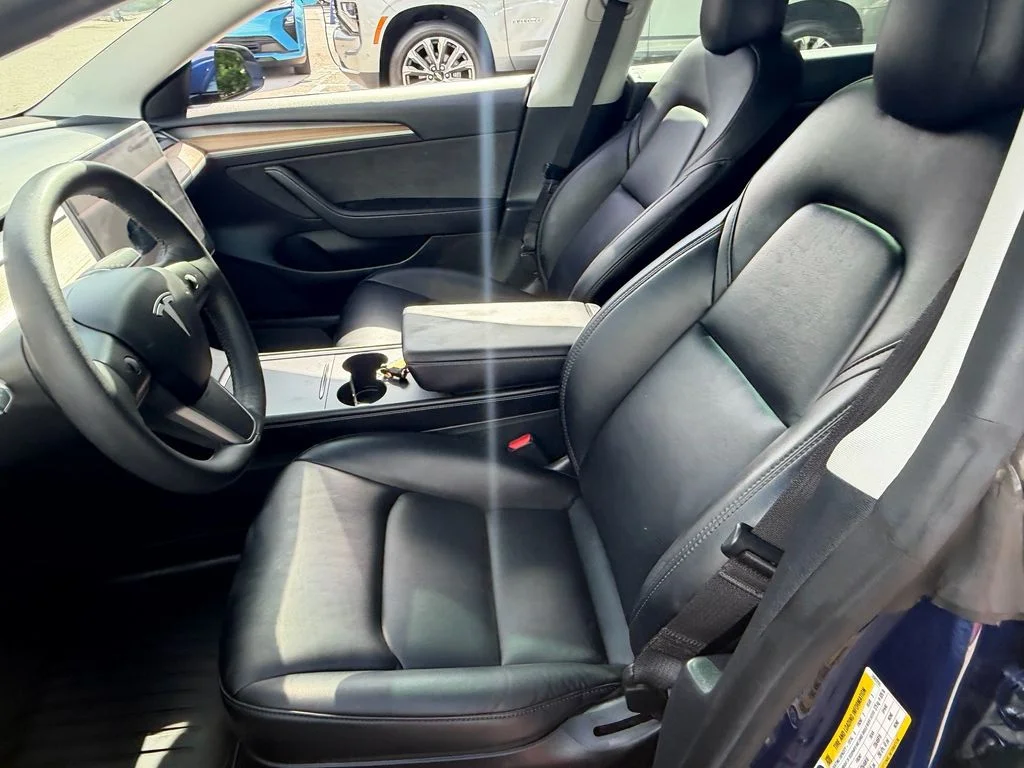 Used 2022  Tesla Long Range image 10