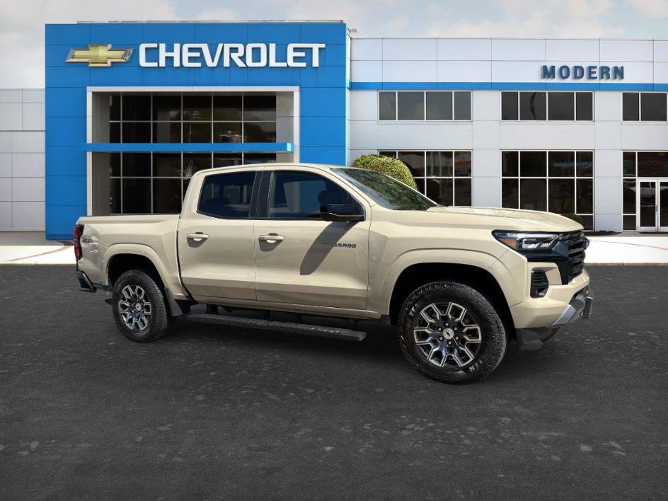 Used 2023 Sand Dune Metallic Chevrolet 4WD Z71 image 6