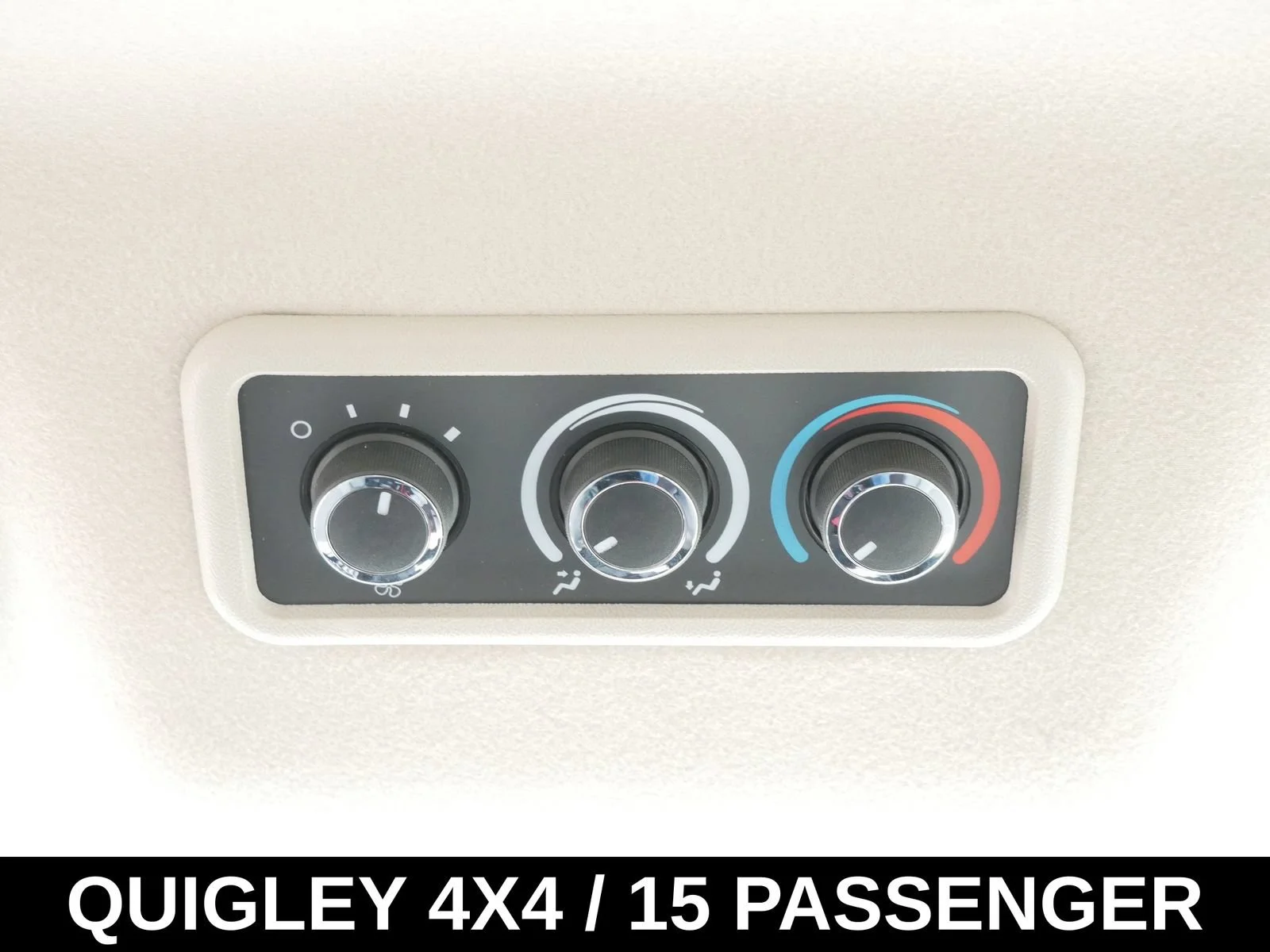 2024 Chevrolet Express Passenger LT - Photo 17