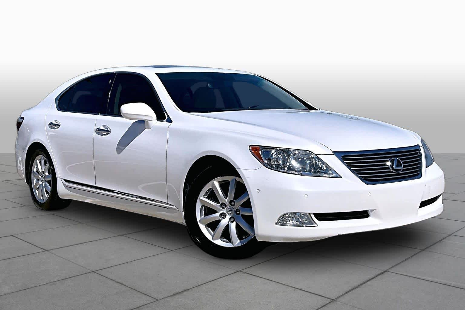 Used 2008 Starfire Pearl Lexus  image 2