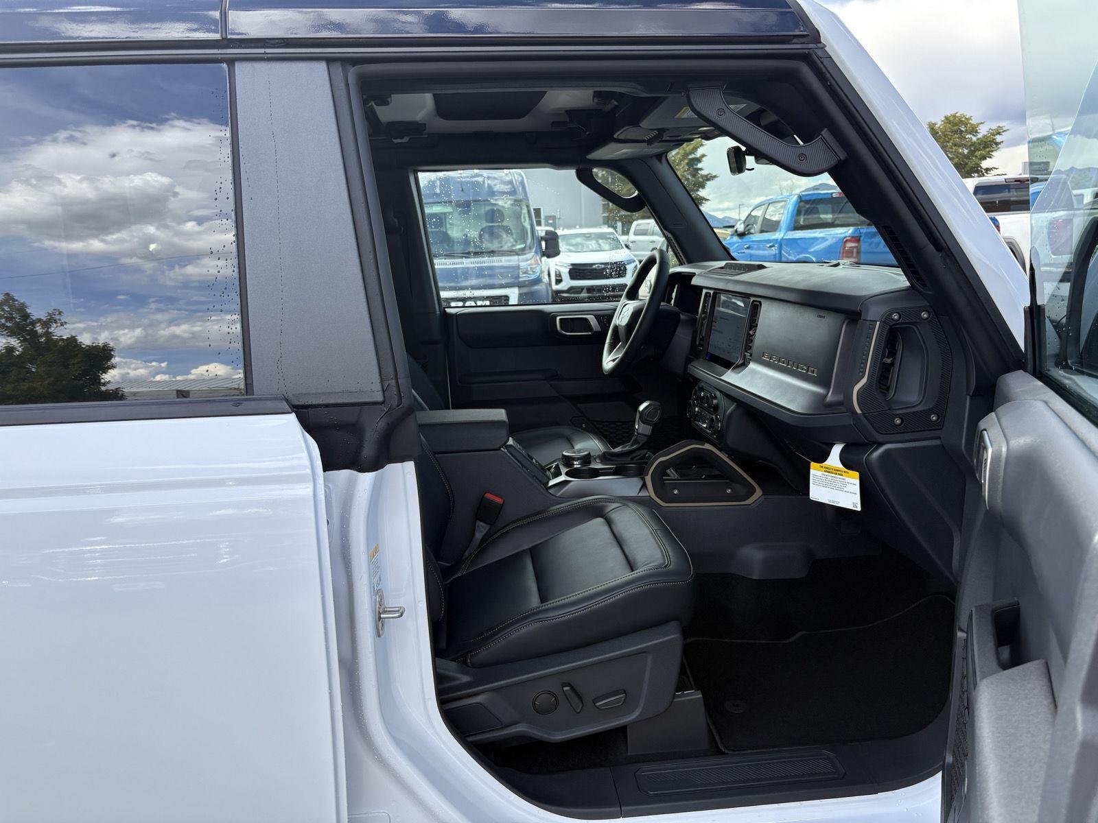 New 2026 Oxford White Ford Badlands® image 12