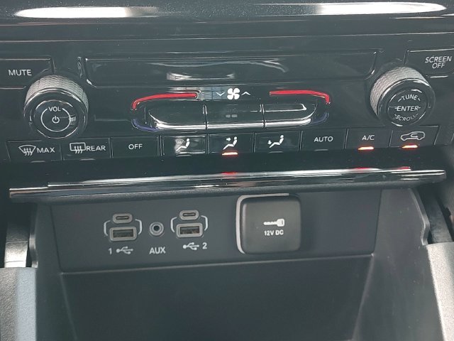 New 2027 Bright White Clear-Coat Paint Jeep Laredo image 18