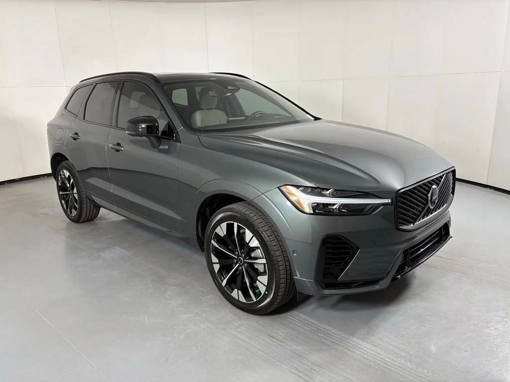 New 2026 Forest Lake Volvo Plus image 2