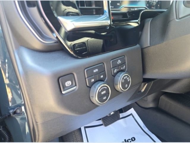 2025 Chevrolet Silverado 1500 LT - Photo 11