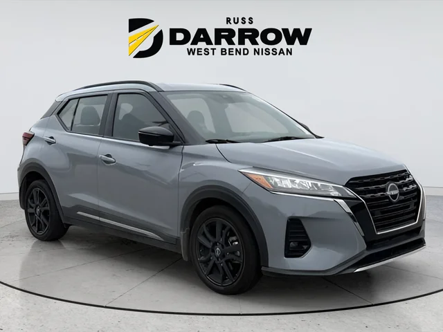 Used 2023 Gray Nissan SR image 7