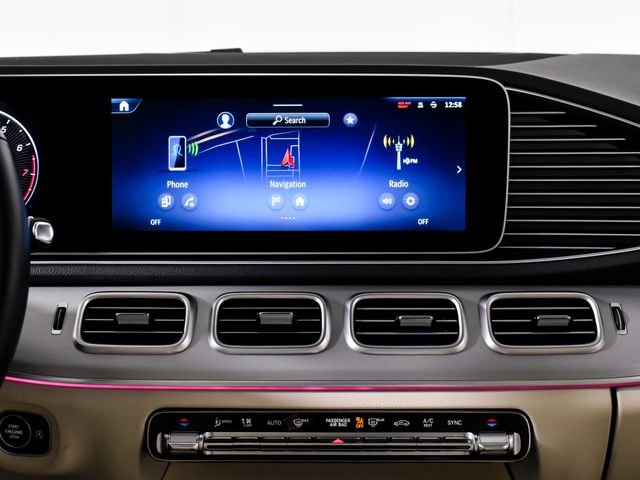 Certified Used 2025 Black Mercedes-Benz GLE 350 image 32