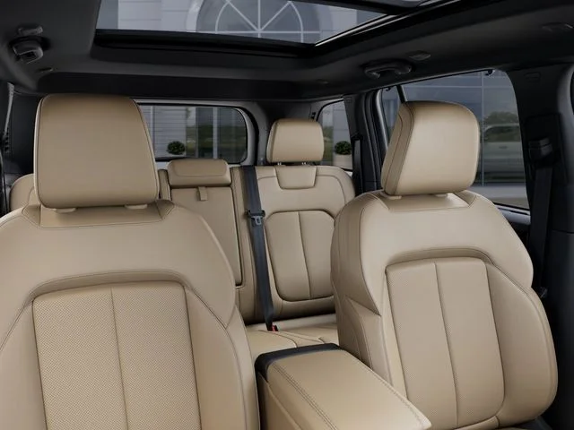 New 2026 Diamond Black Crystal Pearl-Coat Exterior Paint Jeep Limited image 26