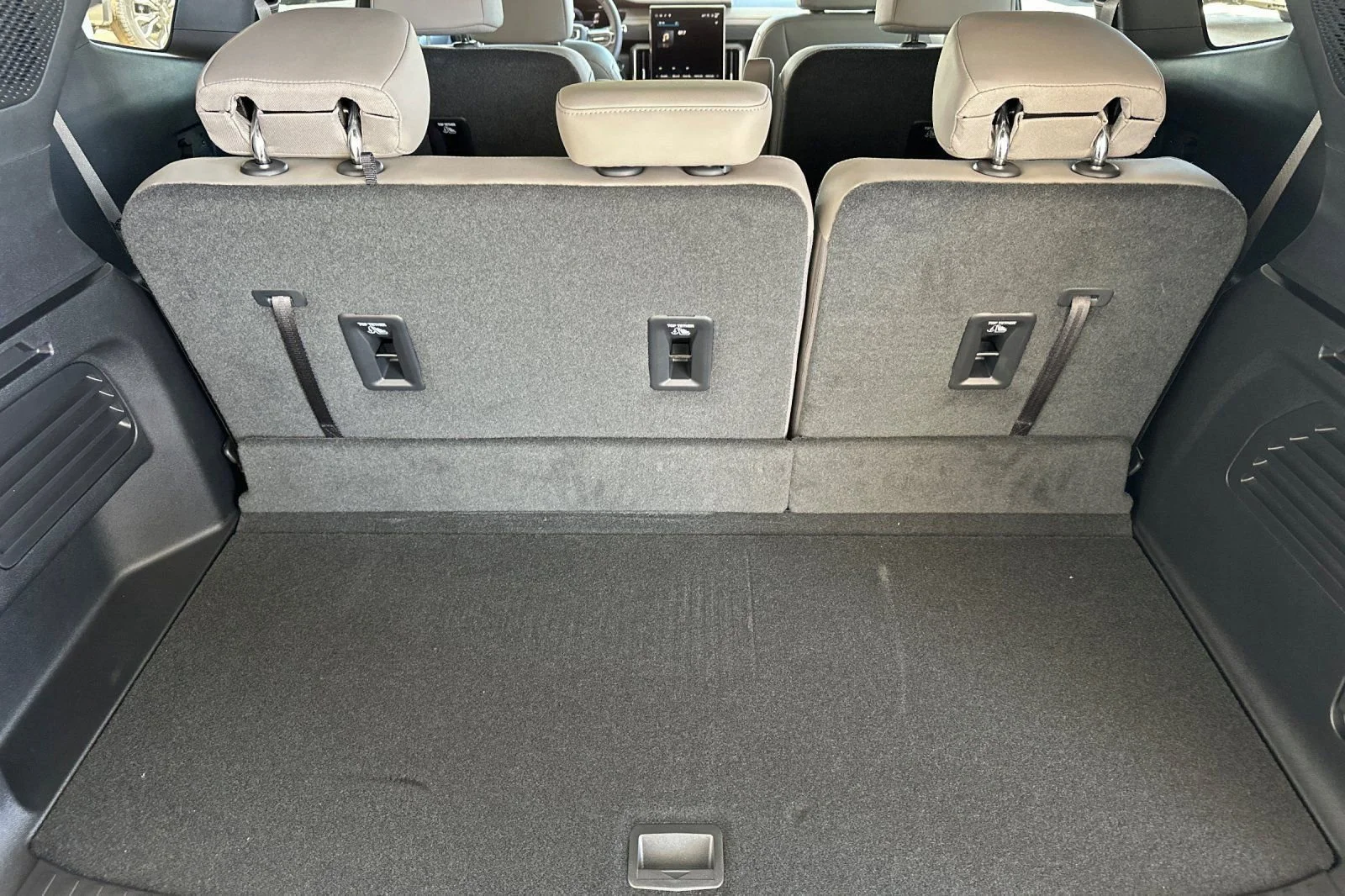 2025 GMC Acadia Elevation - Photo 17