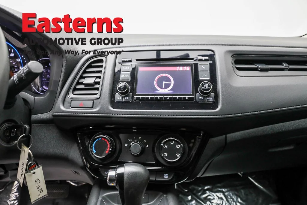 Used 2018 Gray Honda LX image 12