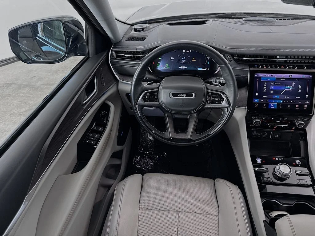 Used 2022 Brown Jeep Overland 4xe image 21