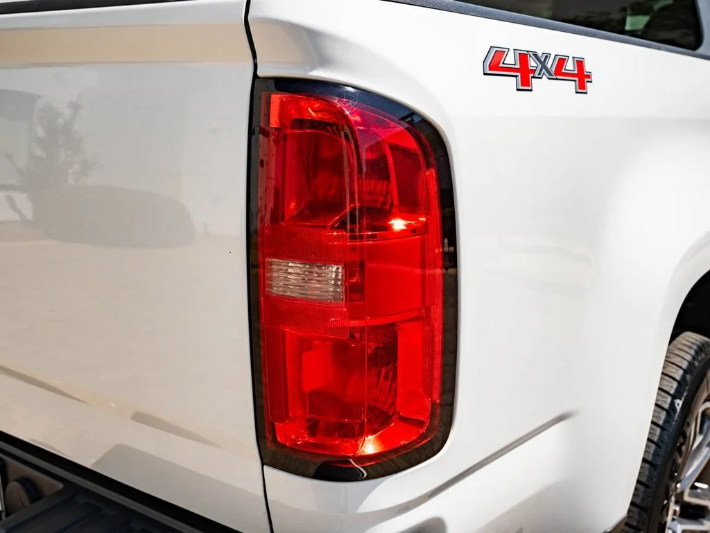 Used 2020 Summit White Chevrolet Work Truck image 9