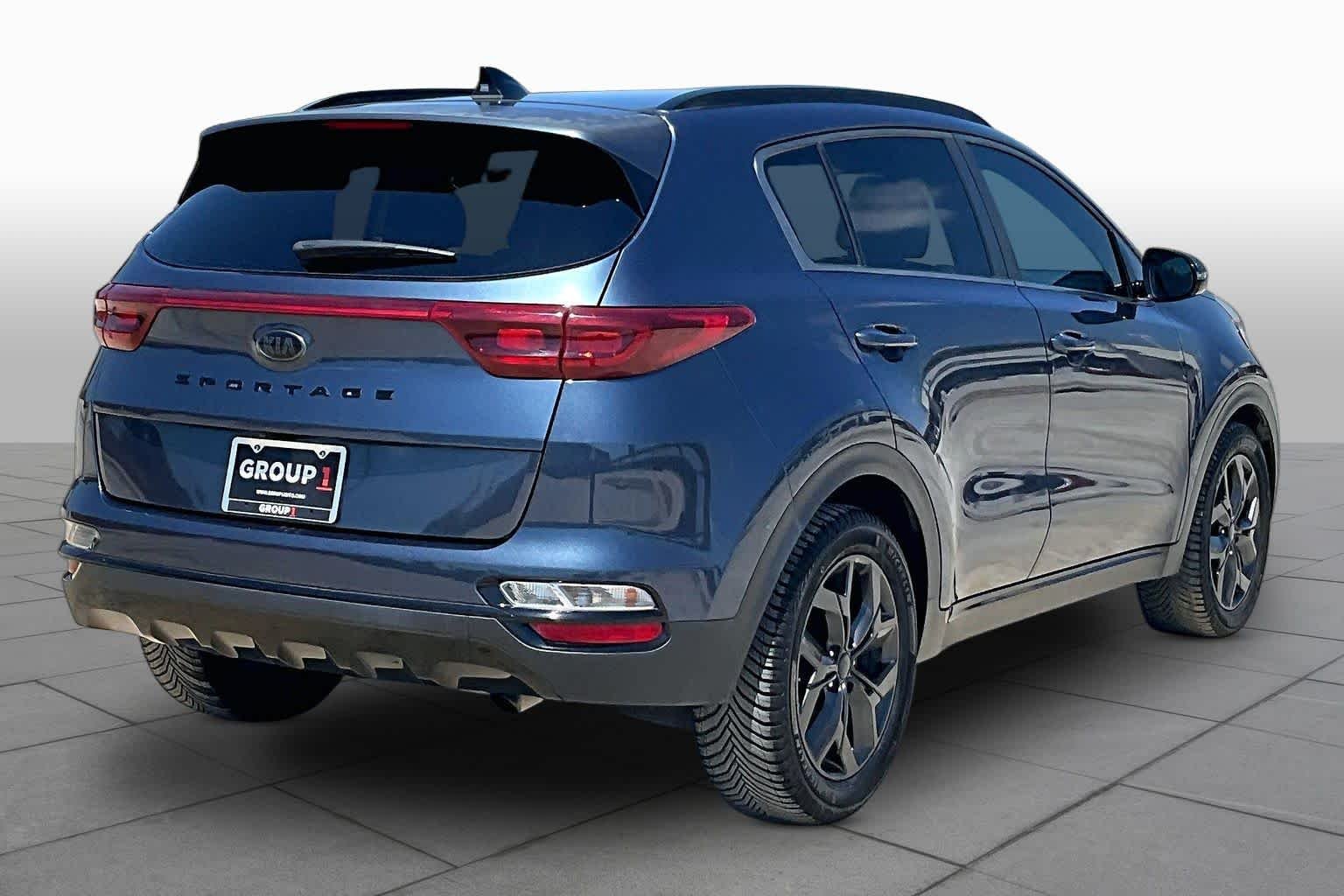 Used 2021 Pacific Blue Kia S image 12