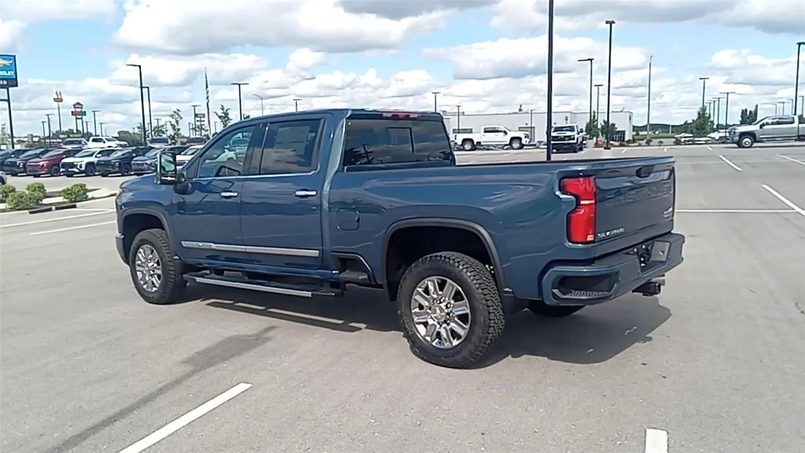 New 2026 Lakeshore Blue Metallic Chevrolet High Country image 6