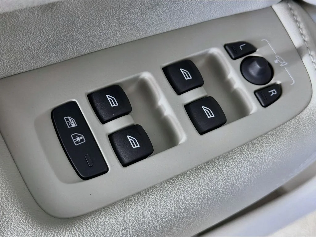 2026 Volvo XC60 Ultra - Photo 18