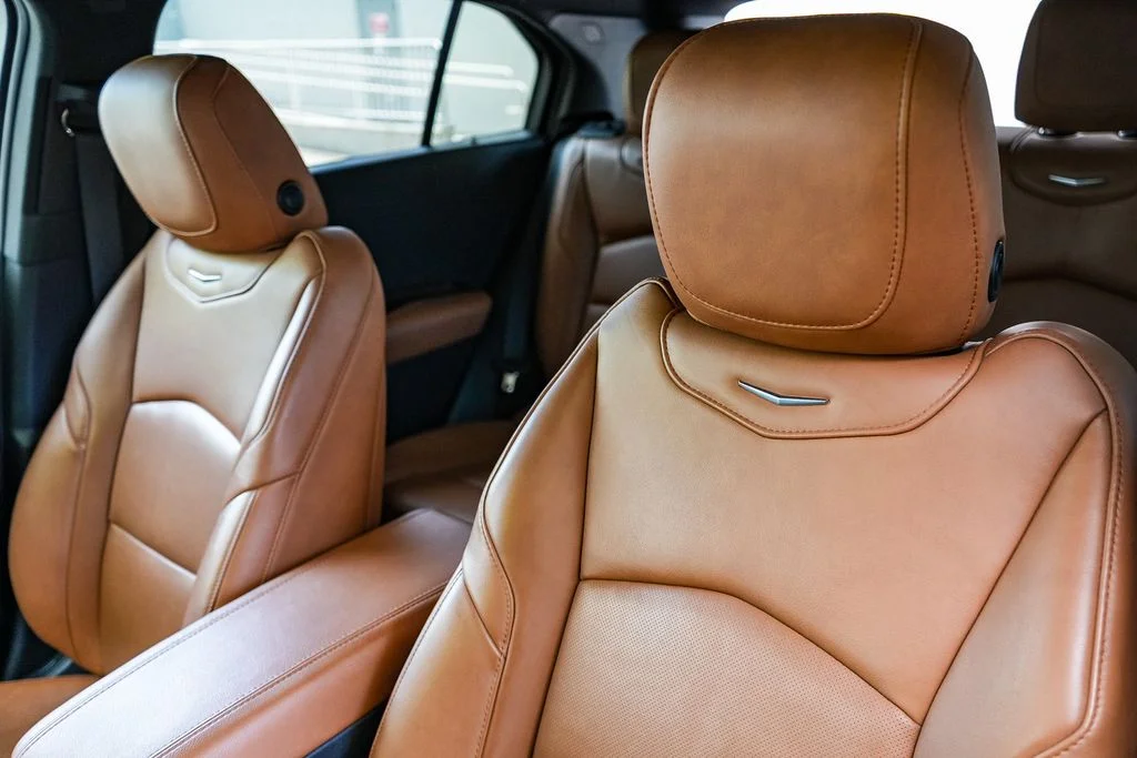 Used 2019 White Cadillac Sport image 24