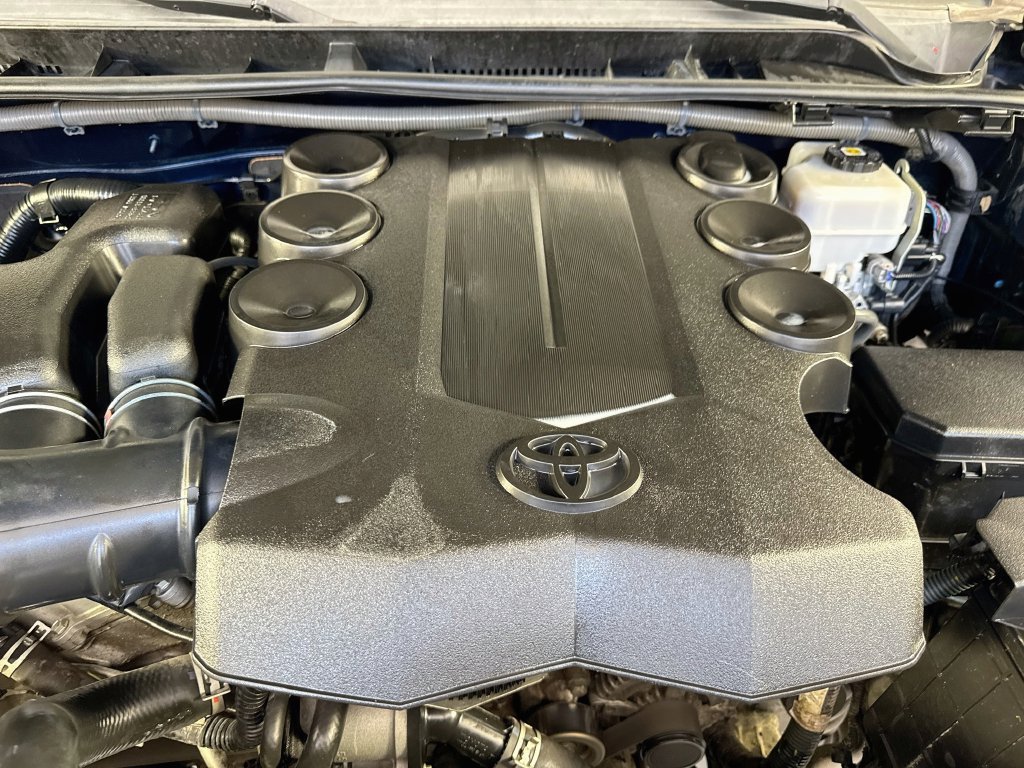 Used 2018 Nautical Blue Metallic Toyota TRD Off-Road Premium image 38