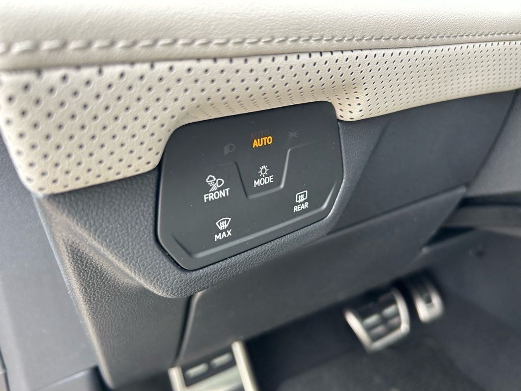 New 2026 White/off-white Volkswagen 2.0T SEL Premium R-Line image 58