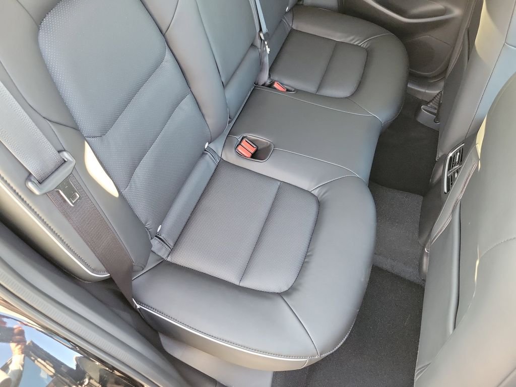 2025 Mazda CX-5 S Select Package - Photo 17