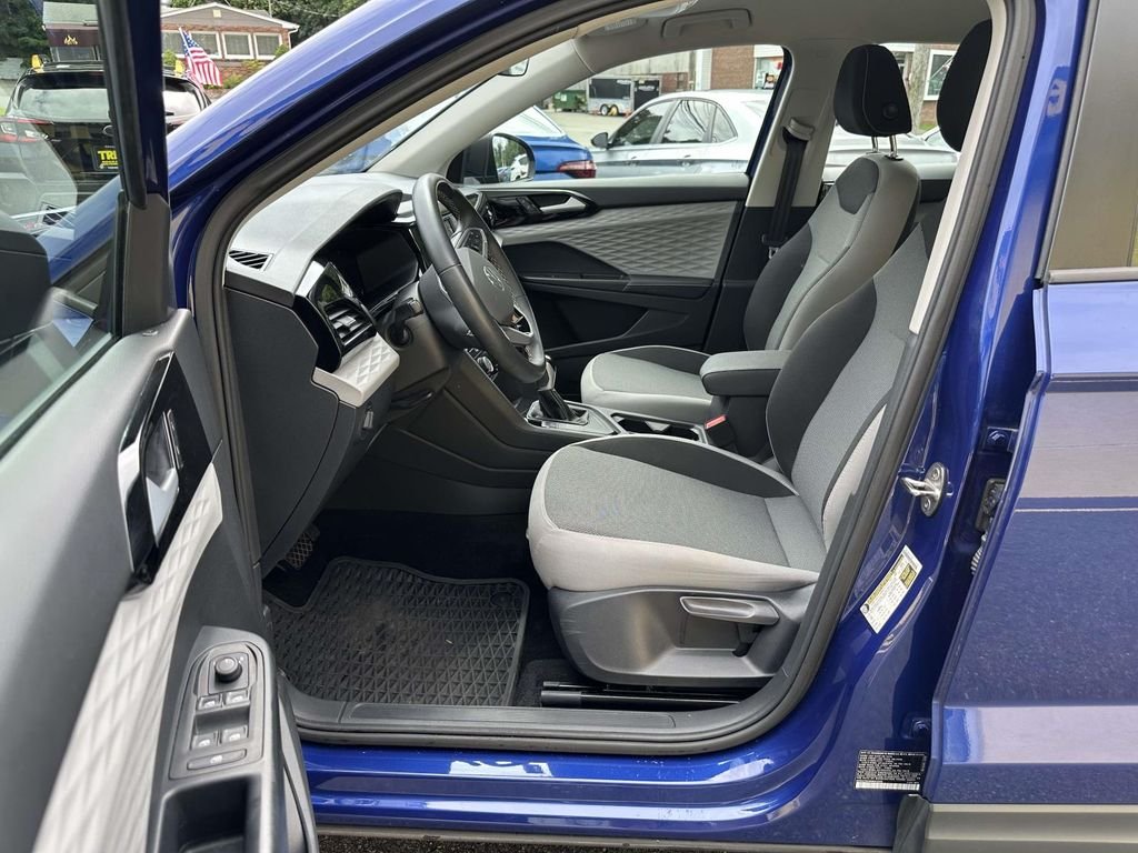 Used 2024 Blue Volkswagen 1.5T S image 15