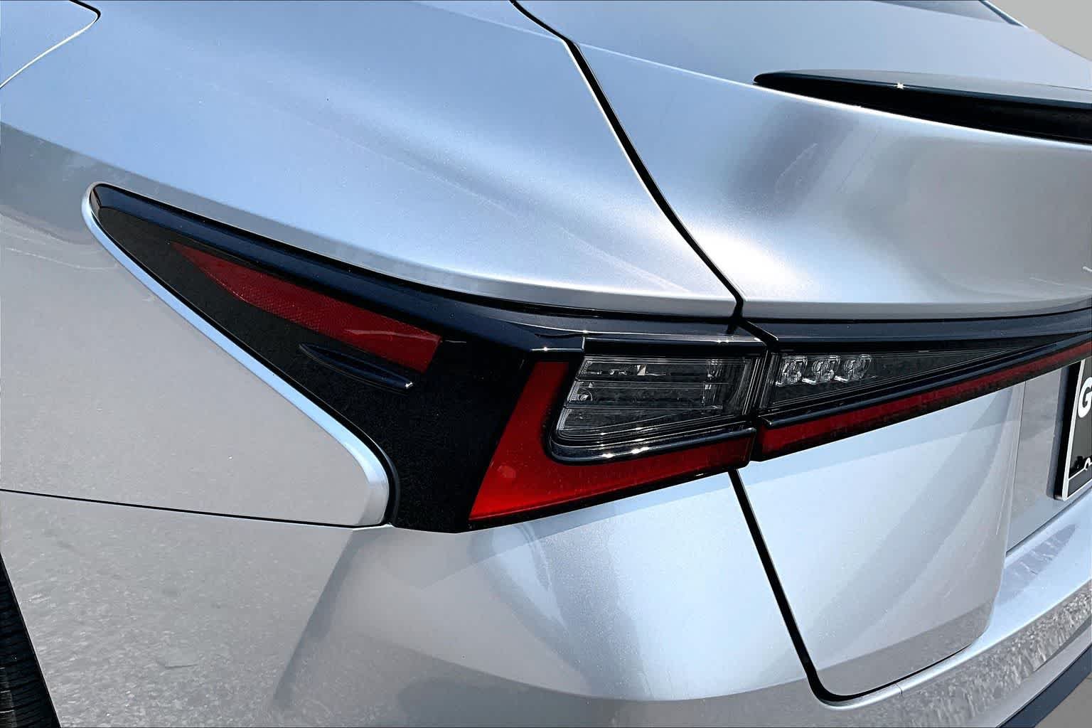 Used 2024 Iridium Lexus F SPORT Design image 29
