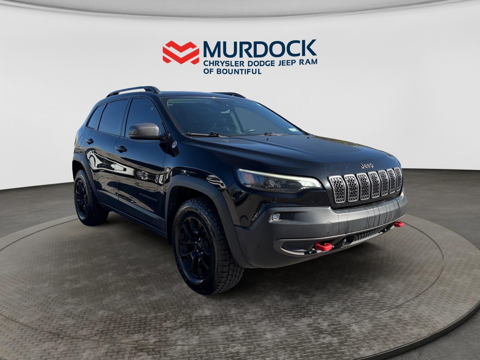 Used 2019 Diamond Black Crystal Pearlcoat Jeep Trailhawk Elite image 6
