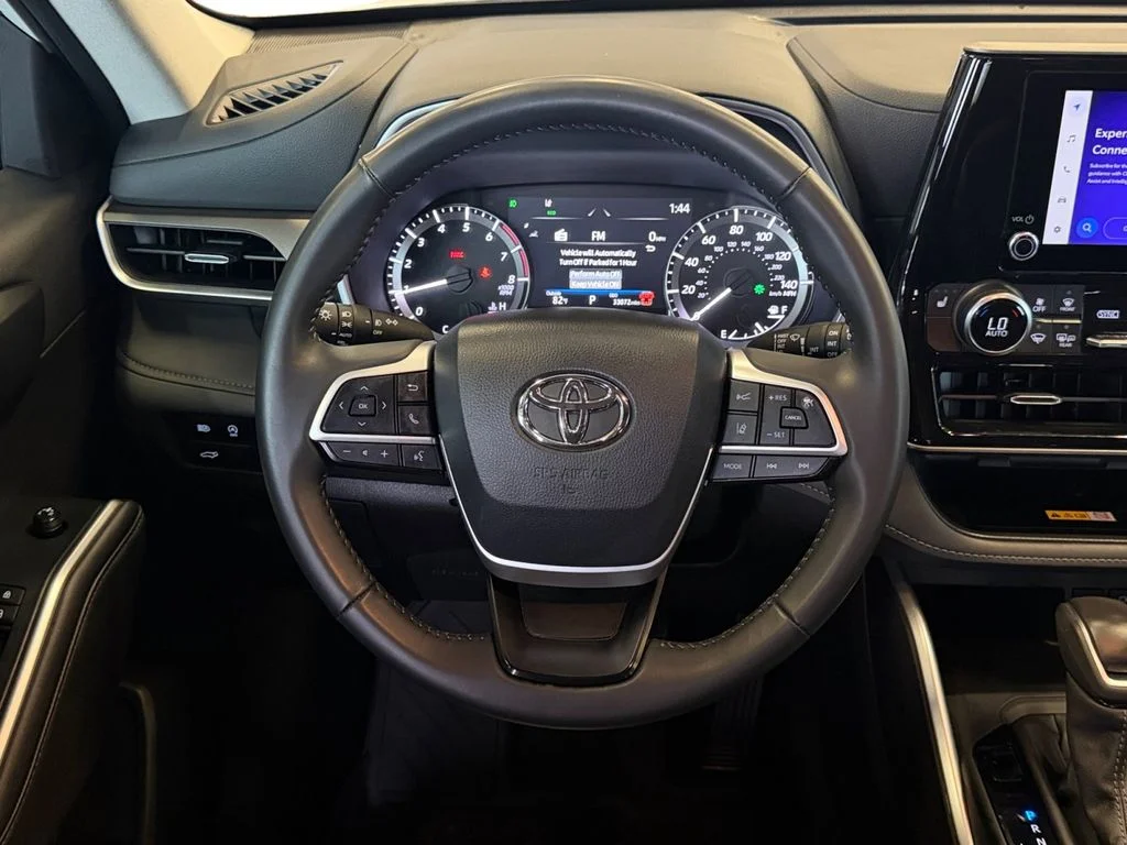 Used 2024 Beige Toyota XLE image 18