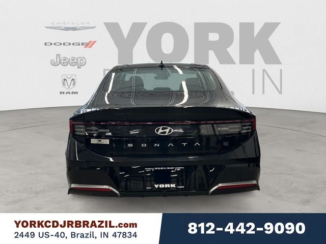 Used 2025 Blue Hyundai SEL image 4