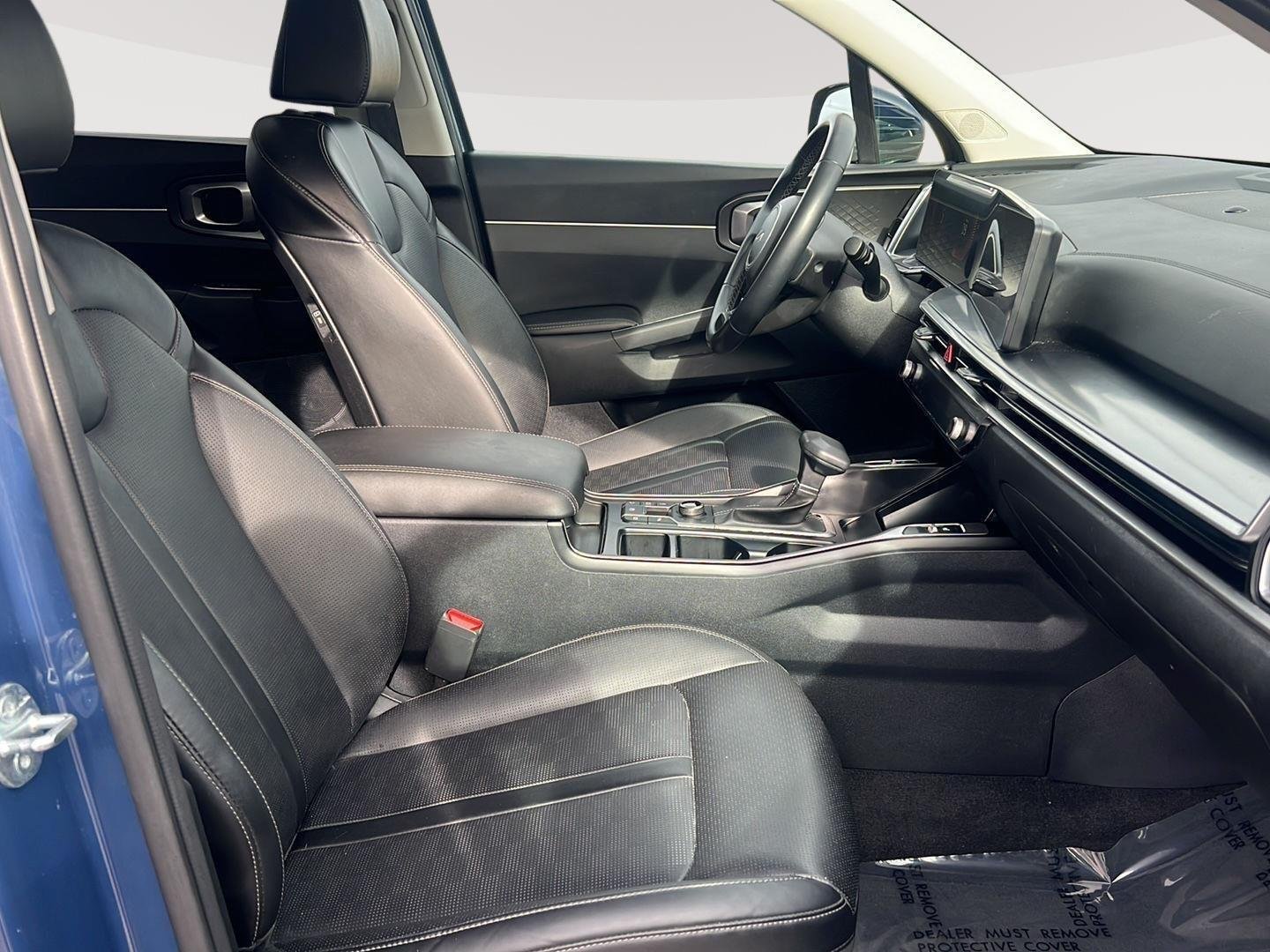 2025 Kia Sorento S - Photo 19