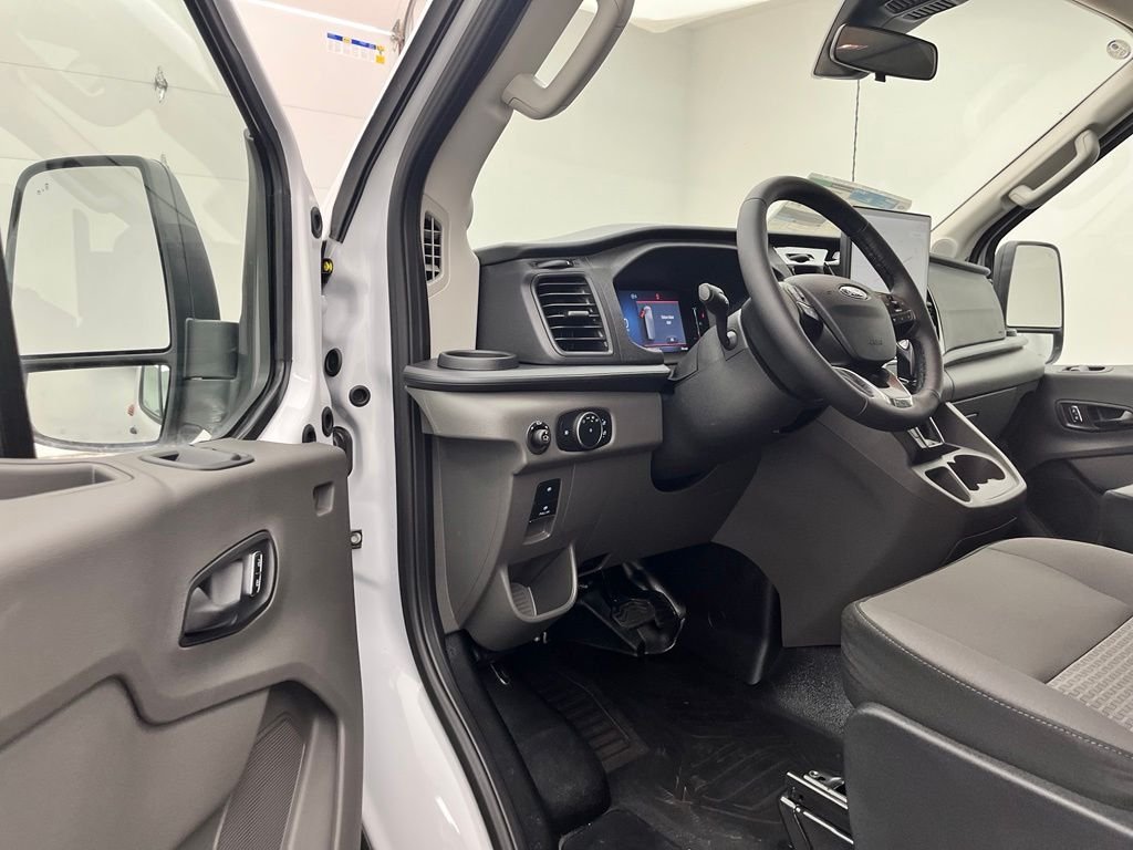 New 2026 White Ford XLT image 17